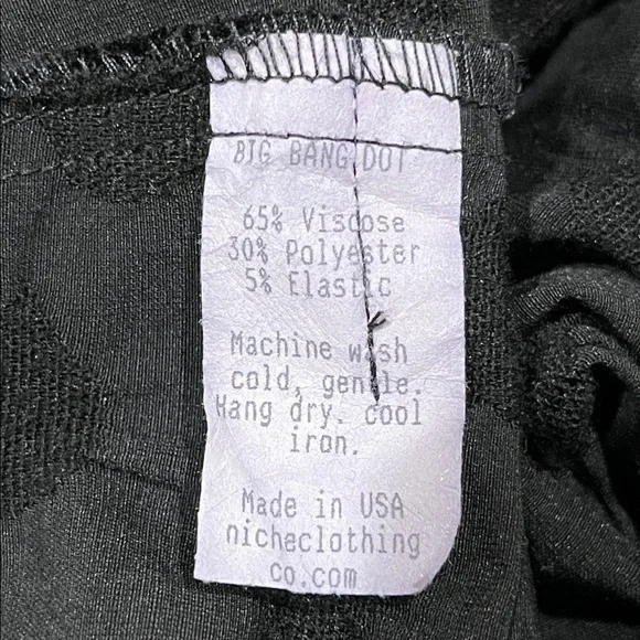 Niche Black Textured TUNIC DRESS, COWL NECK, TUCK HEMLINE, MADE IN USA, SIZE M - Picture 14 of 14